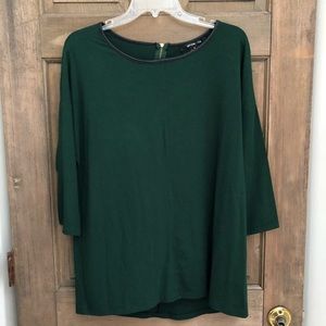 Hunter green 3/4 in sleeve top